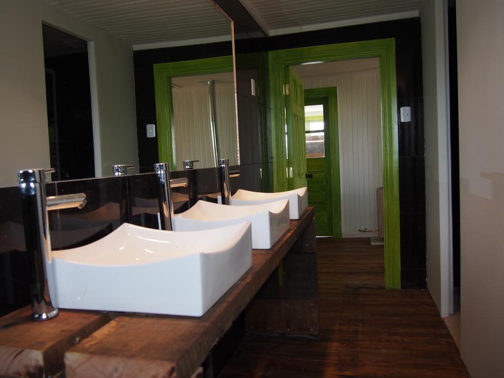 Wild Hostel Puerto Natales Chambre photo